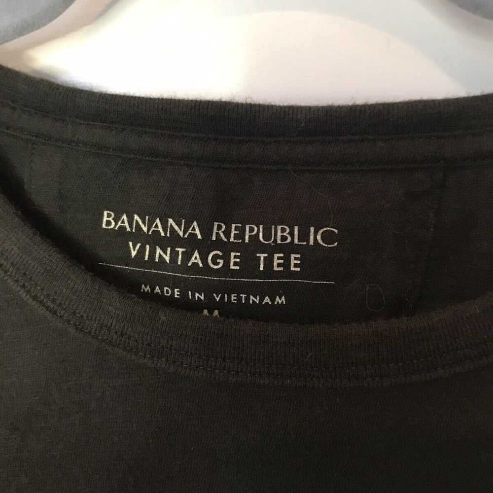 Banana REpublic Vintage Charcoal Gray Black Graphic Print T Shirt - Picture 2 of 3